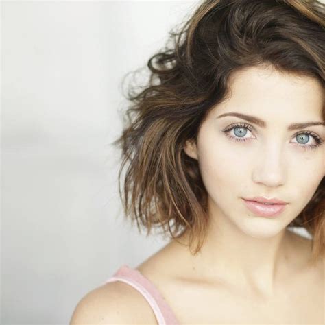 Emily Rudd Nude and Sexy Collection